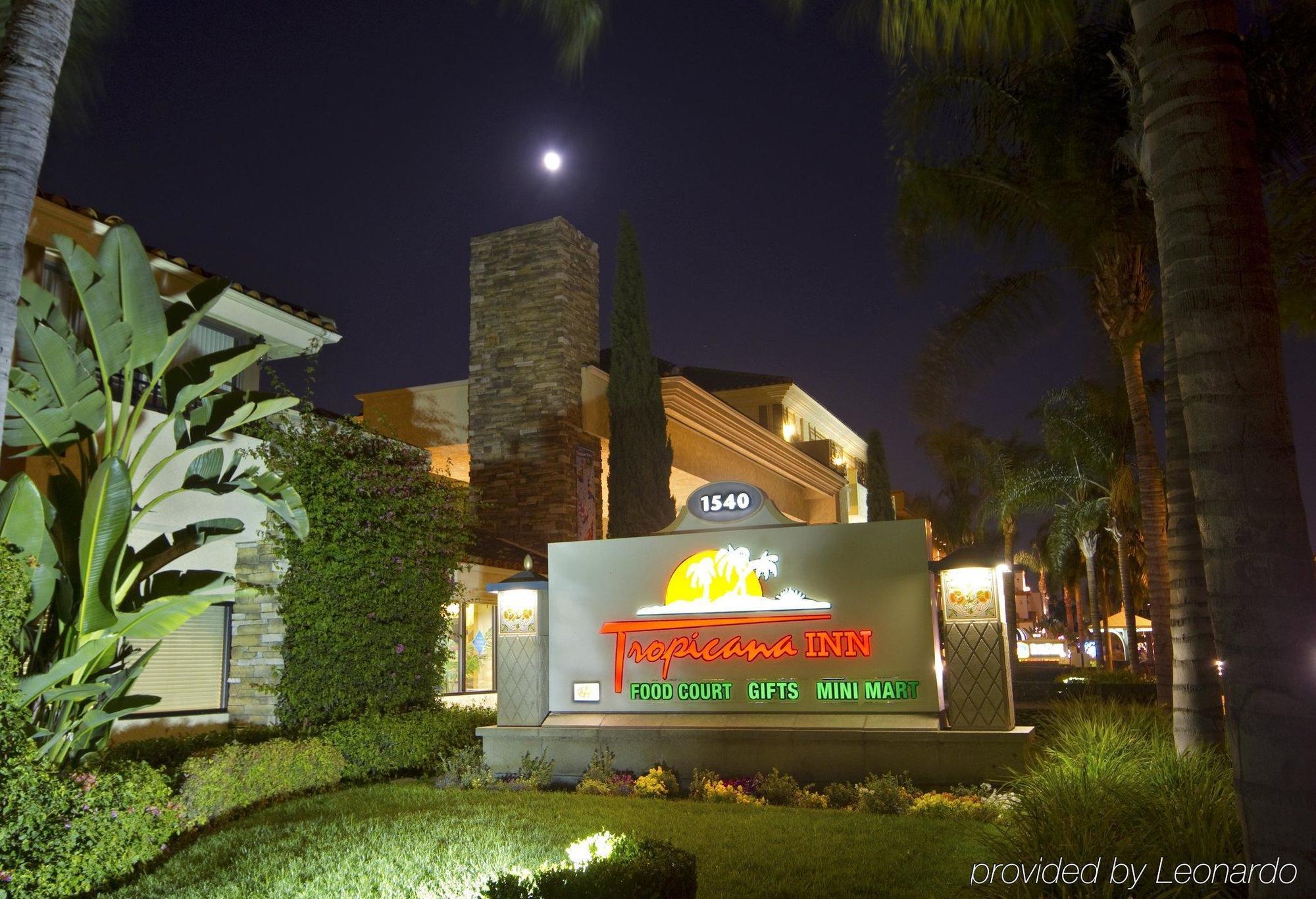 Tropicana Inn & Suites Anaheim Kültér fotó
